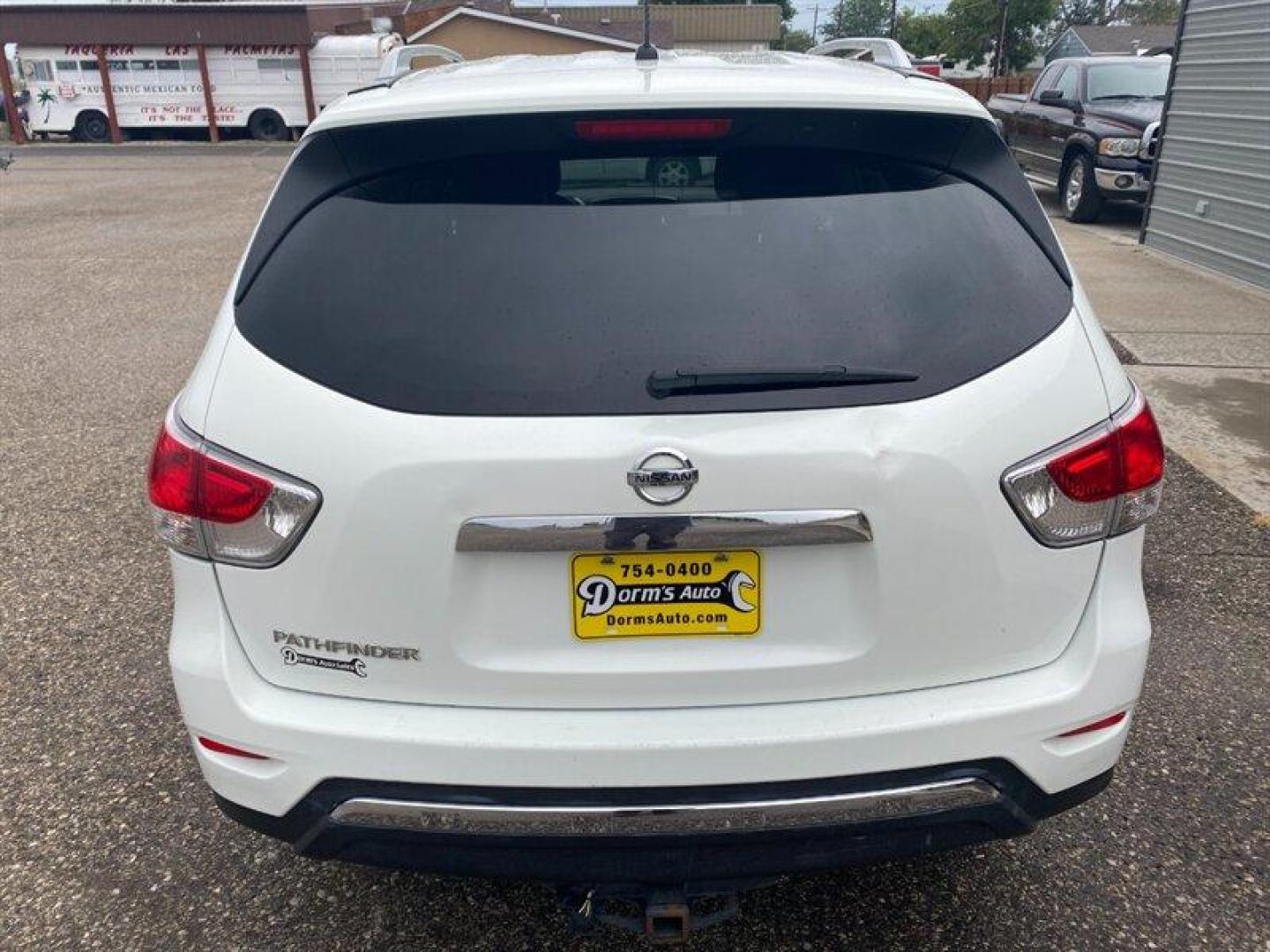 2016 Glacier White Nissan Pathfinder S (5N1AR2MN0GC) with an 3.5L V6 260hp 240ft. lbs. engine, Automatic transmission, located at 842 E South Street, Powell, WY, 82435, (307) 754-7289, 44.752300, -108.746933 - Photo#11