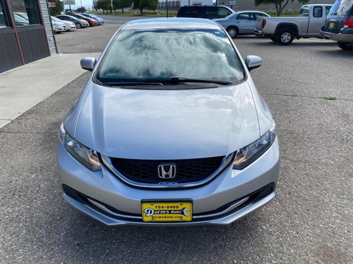 2015 Alabaster Silver Metallic Honda Civic LX (19XFB2E51FE) with an 1.8L I4 143hp 129ft. lbs. engine, 5 Speed Manual transmission, located at 842 E South Street, Powell, WY, 82435, (307) 754-7289, 44.752300, -108.746933 - Photo#17