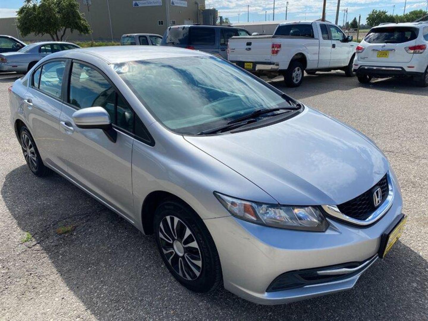 2015 Alabaster Silver Metallic Honda Civic LX (19XFB2E51FE) with an 1.8L I4 143hp 129ft. lbs. engine, 5 Speed Manual transmission, located at 842 E South Street, Powell, WY, 82435, (307) 754-7289, 44.752300, -108.746933 - Photo#1