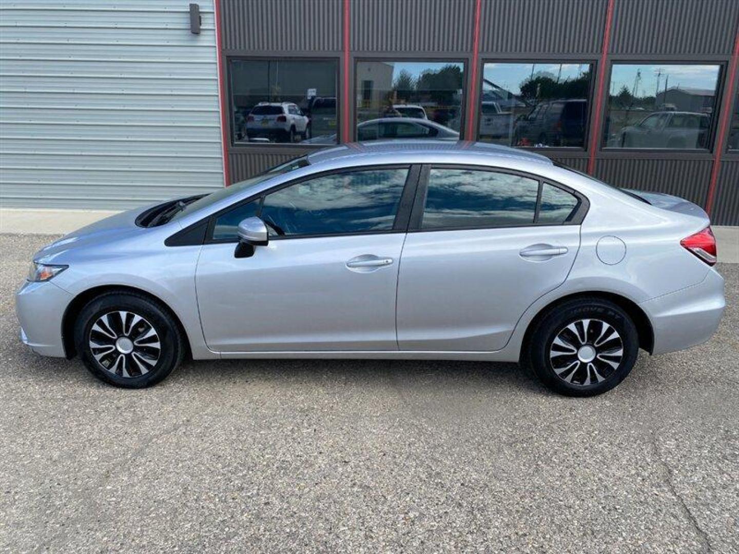 2015 Alabaster Silver Metallic Honda Civic LX (19XFB2E51FE) with an 1.8L I4 143hp 129ft. lbs. engine, 5 Speed Manual transmission, located at 842 E South Street, Powell, WY, 82435, (307) 754-7289, 44.752300, -108.746933 - Photo#20