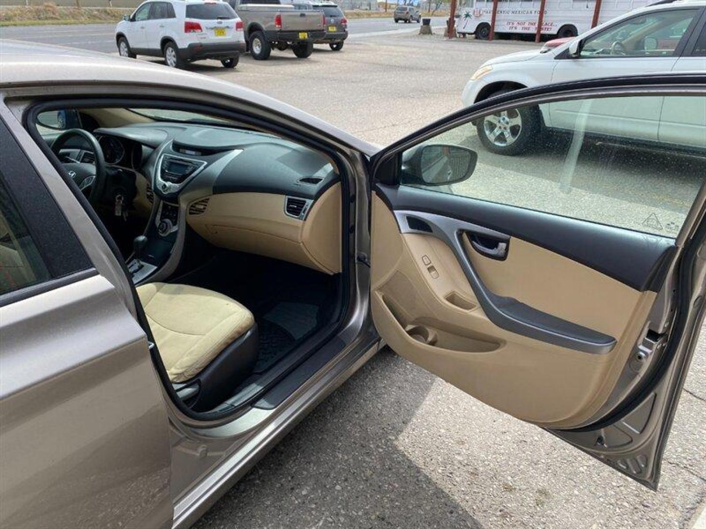 2011 Tan Hyundai ELANTRA GLS (5NPDH4AE5BH) with an 1.8L I4 148hp 131ft. lbs. engine, 6 Speed Manual transmission, located at 842 E South Street, Powell, WY, 82435, (307) 754-7289, 44.752300, -108.746933 - Photo#17
