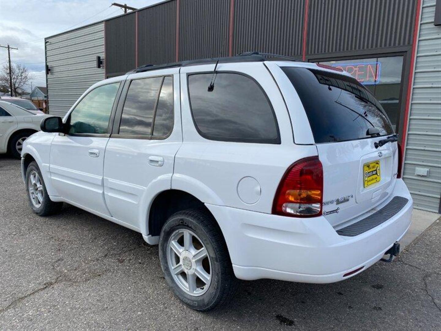 2002 White Oldsmobile Bravada (1GHDT13S722) with an 4L NA I6 double overhead cam (DOHC) 24V engine, Automatic transmission, located at 842 E South Street, Powell, WY, 82435, (307) 754-7289, 44.752300, -108.746933 - Photo#3