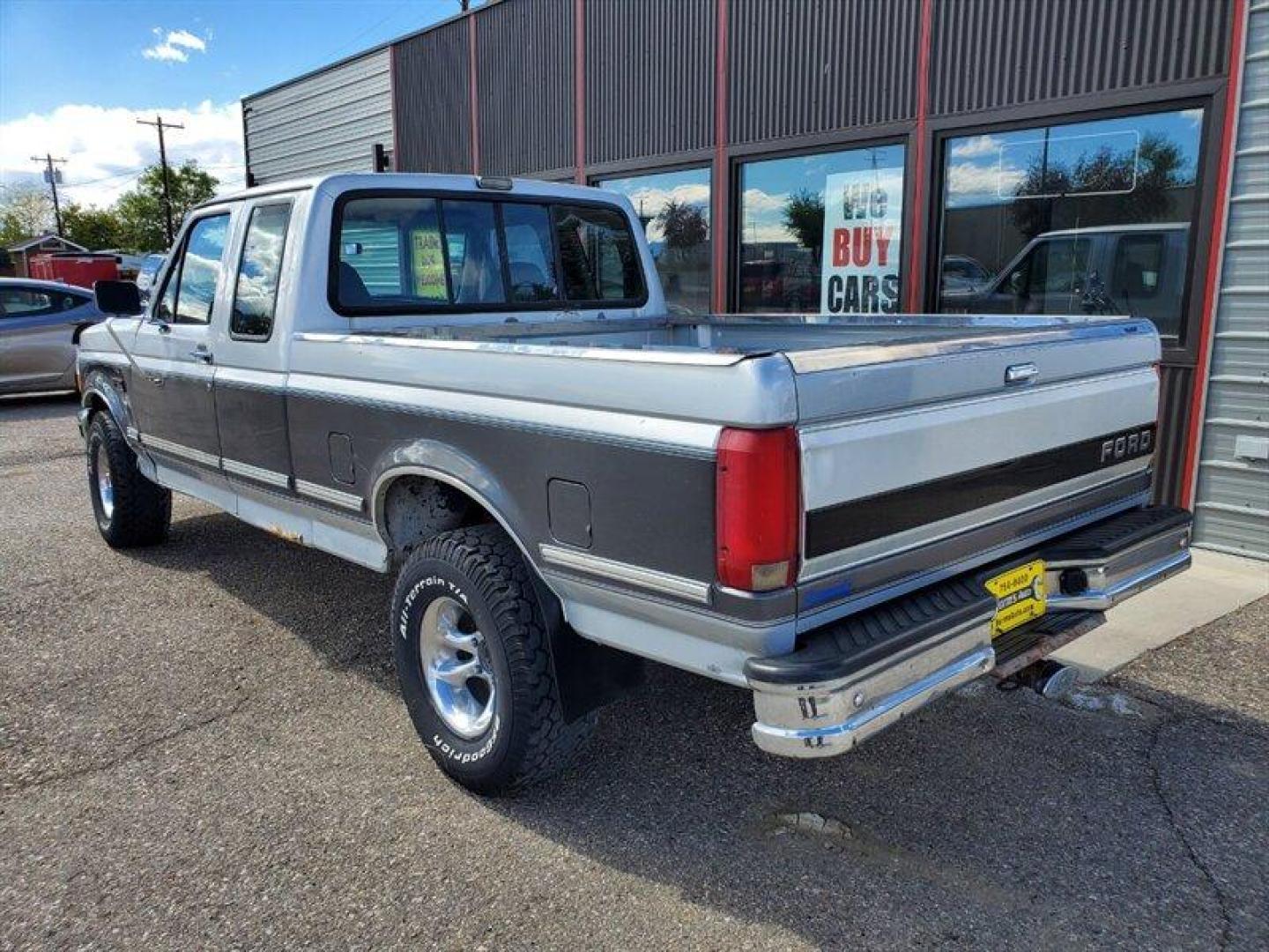 1993 Gray Ford F-150 XLT (1FTEX14H0PK) with an 5.8L V8 OHV 16V FI Engine engine, Automatic transmission, located at 842 E South Street, Powell, WY, 82435, (307) 754-7289, 44.752300, -108.746933 - Photo#3