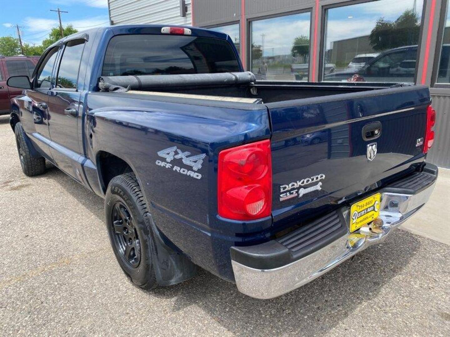 2006 Patriot Blue Pearlcoat Dodge Dakota SLT (1D7HW48N86S) with an 4.7L V8 230hp 290ft. lbs. engine, 4.7L V8 transmission, located at 842 E South Street, Powell, WY, 82435, (307) 754-7289, 44.752300, -108.746933 - Photo#3