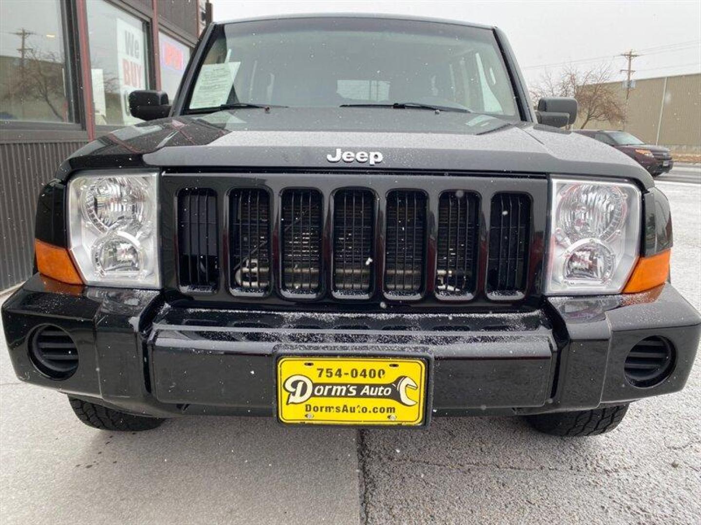 2006 Black Clearcoat Jeep Commander (1J8HG48N06C) with an 4.7L V8 SOHC 16V FI Engine engine, 5-Speed Shiftable Au transmission, located at 842 E South Street, Powell, WY, 82435, (307) 754-7289, 44.752300, -108.746933 - Photo#26